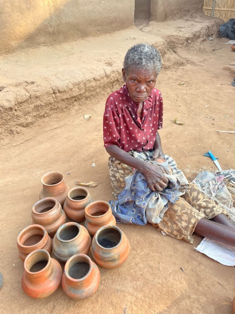 Margarida José Selemane
Oleira desde 1962
Bairro de Chuanga
Distrito de Lago